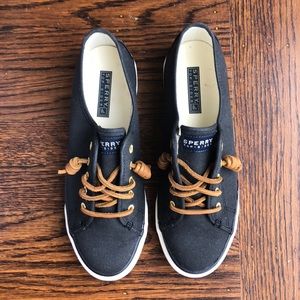 New Sperry Topsider Seacoast Black No-Tie Sneakers